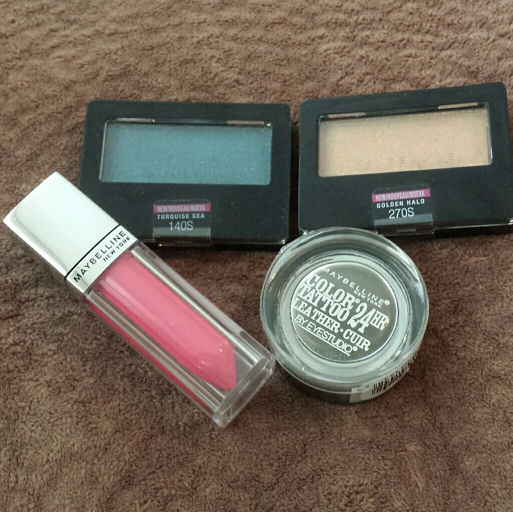 NWT💄4pcs Maybelline Lot